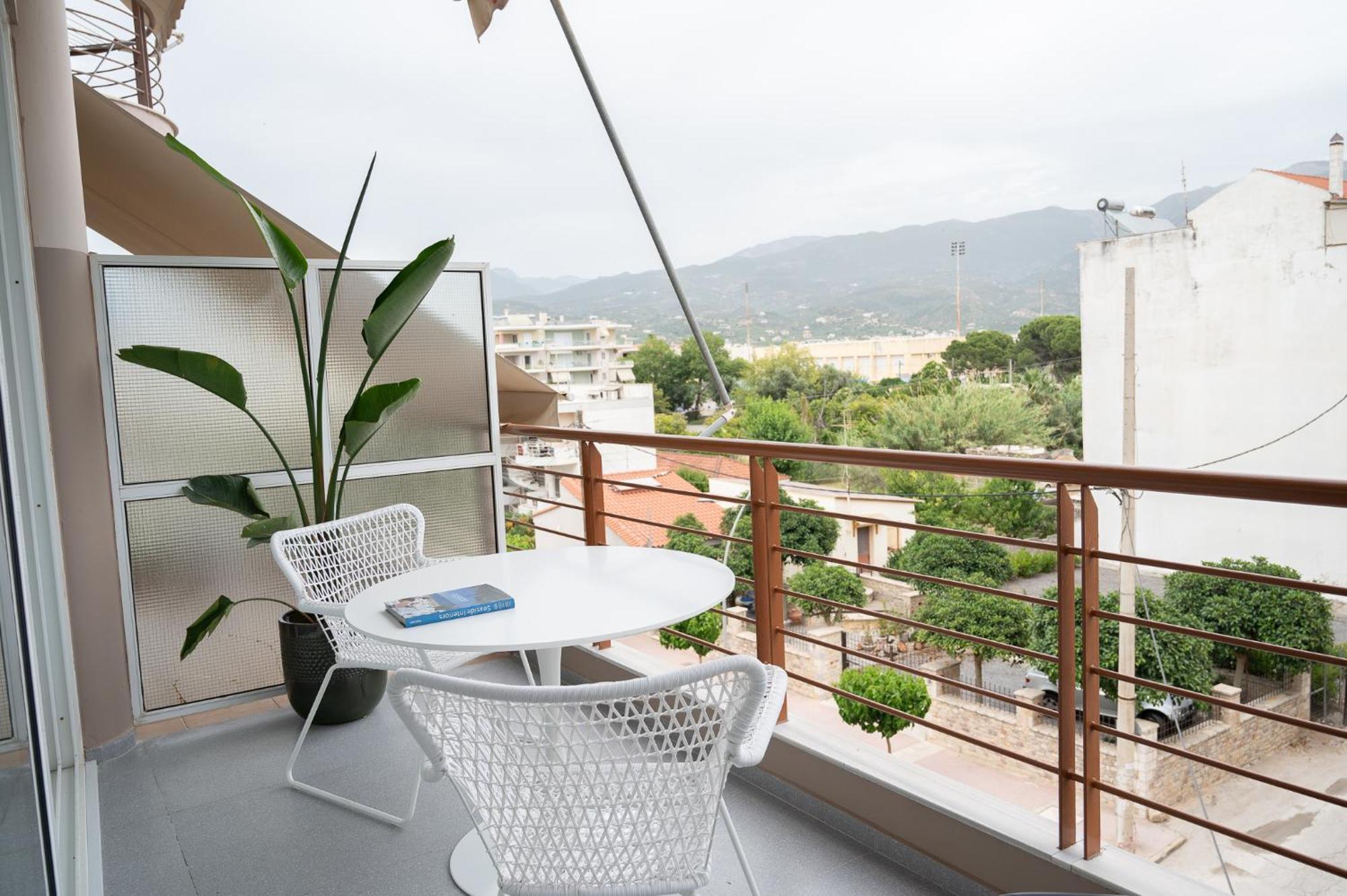 Ferienwohnung Infinity Blue Next To The Sea Kalamata Exterior foto